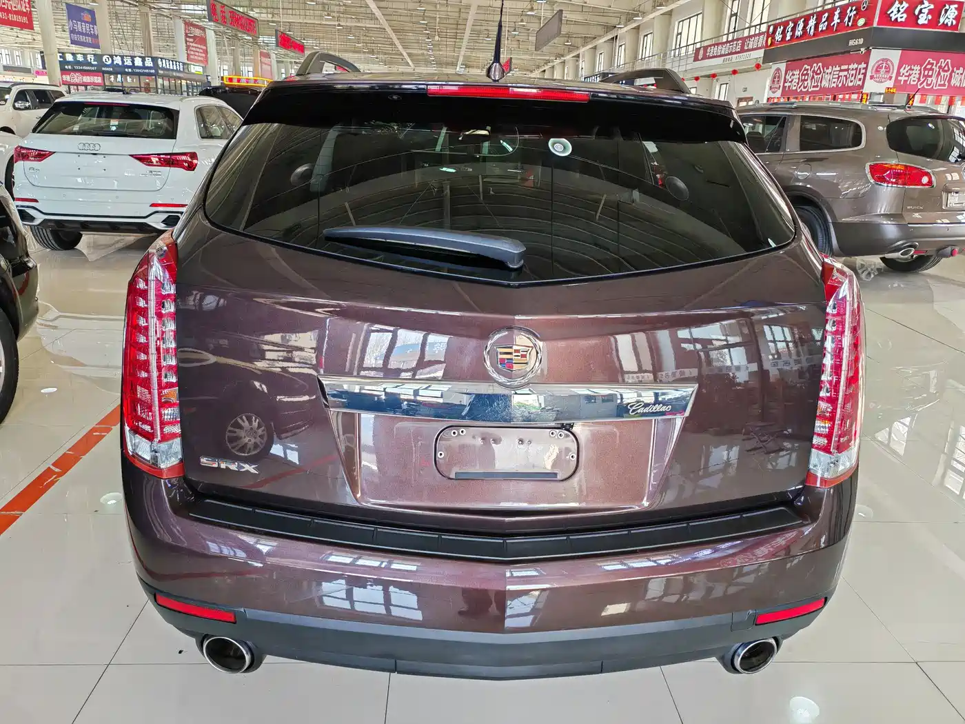 Cadillac SRX 2015 3.0L Comfort фото 5