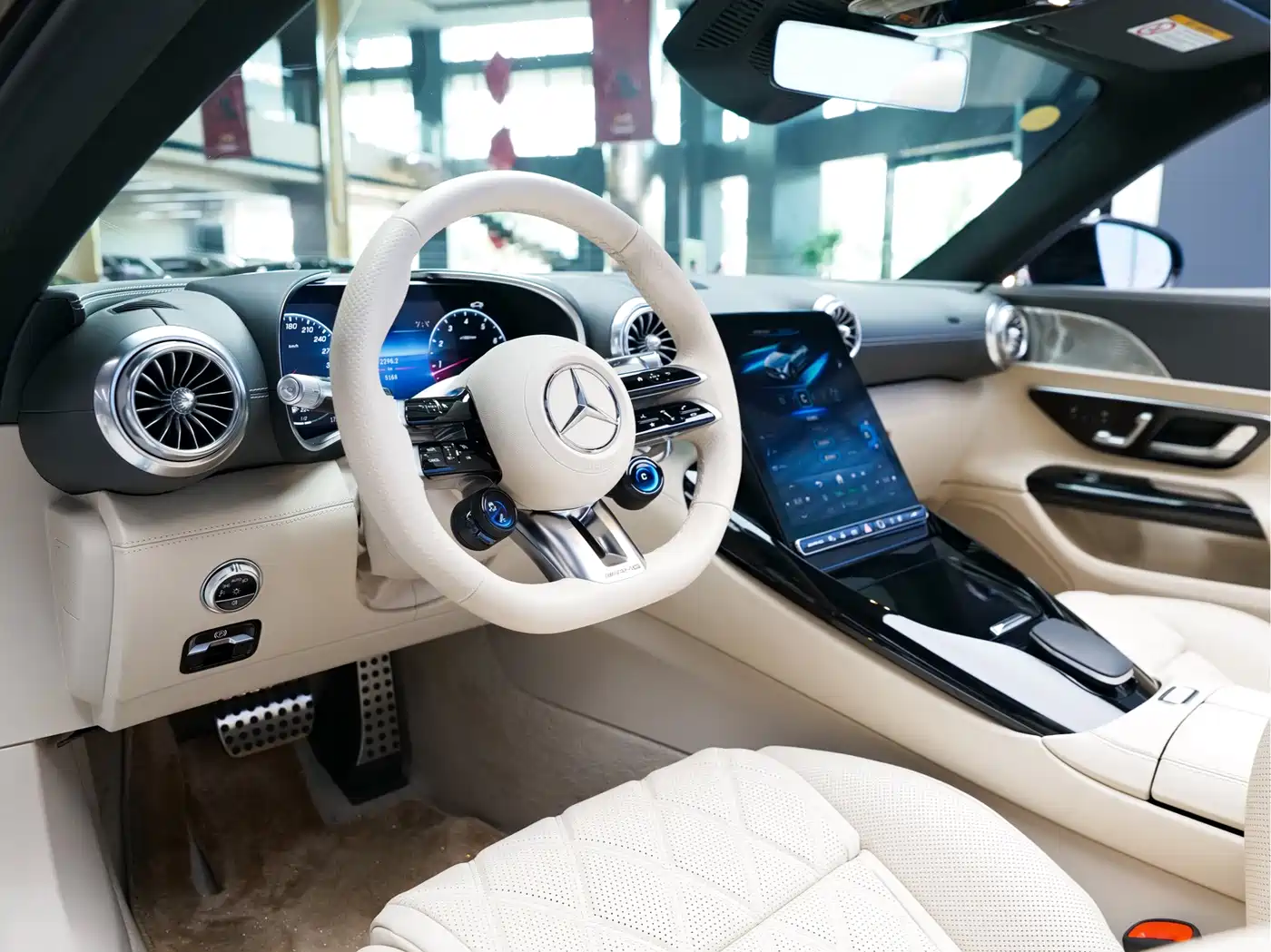 Mercedes-Benz SL-Class AMG 2025 2024 AMG SL 63 4MATIC+