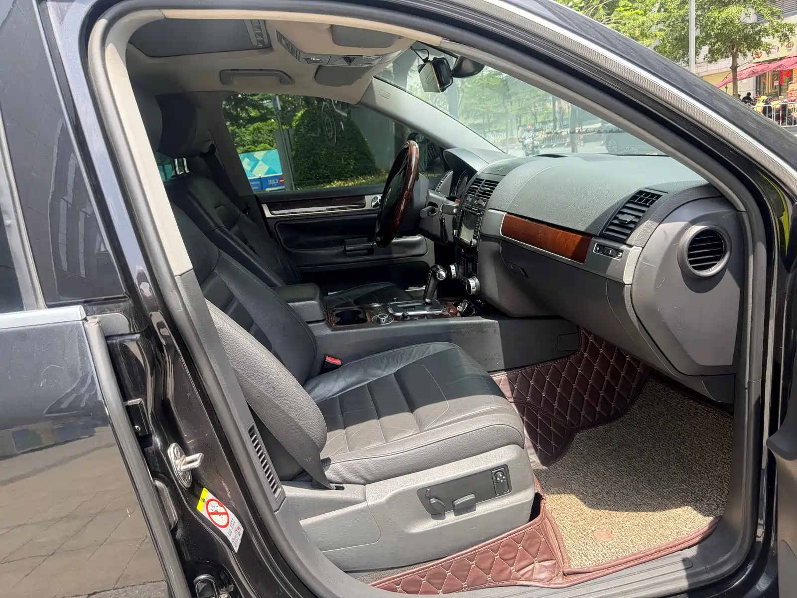 Фото 10 - Volkswagen Touareg