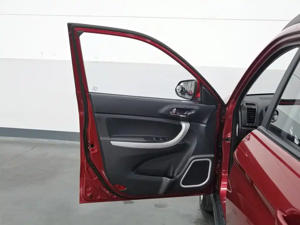 Фото 8 - Changan CS35