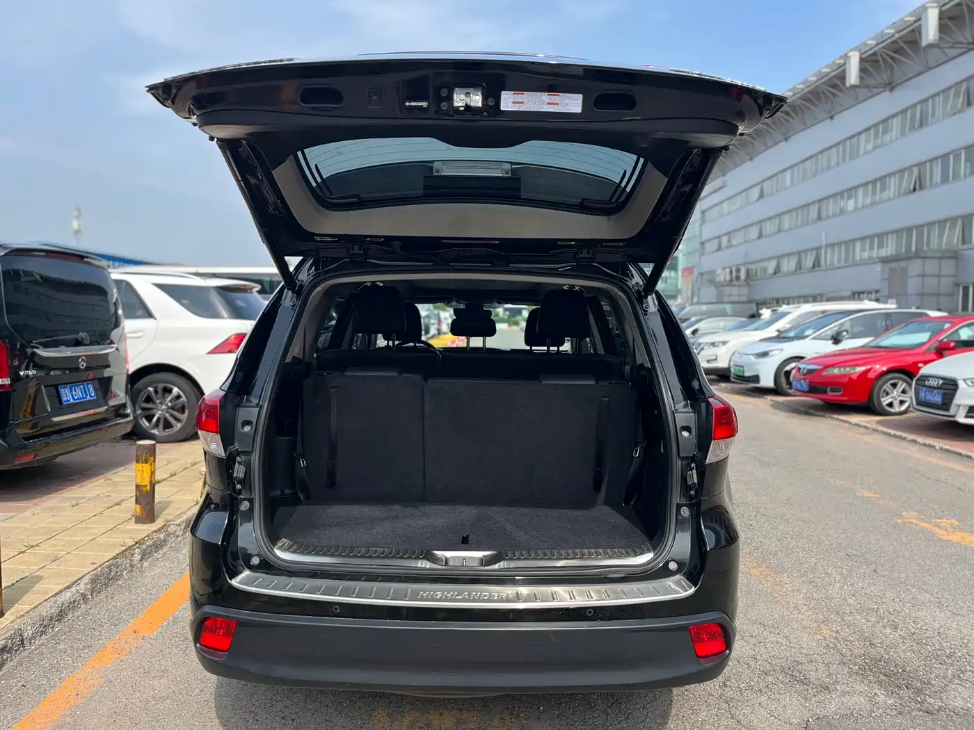 Toyota Highlander 2018 2.0T 4WD Premium 7-seater China VI фото 31