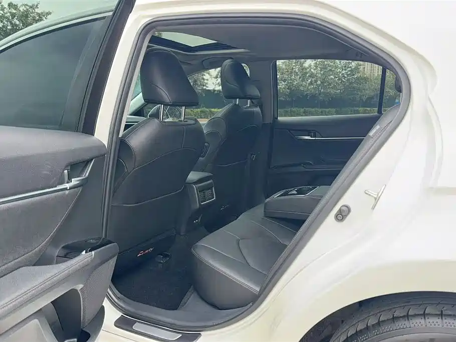 Toyota Camry 2021 2.0G Luxury Edition фото 20