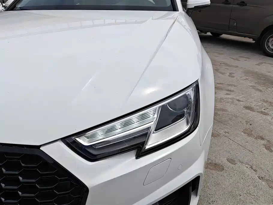 Audi A4L 2017 Plus 40 TFSI Progressive фото 5