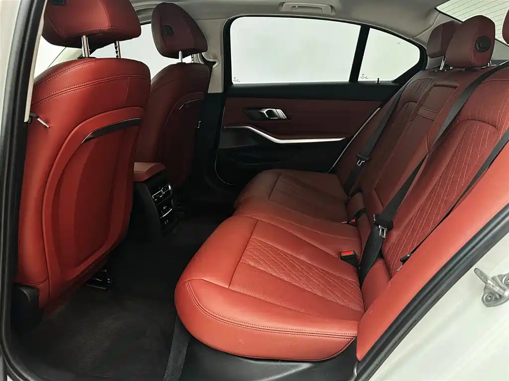 BMW 3 Series 2023 320Li M Sport Package фото 22