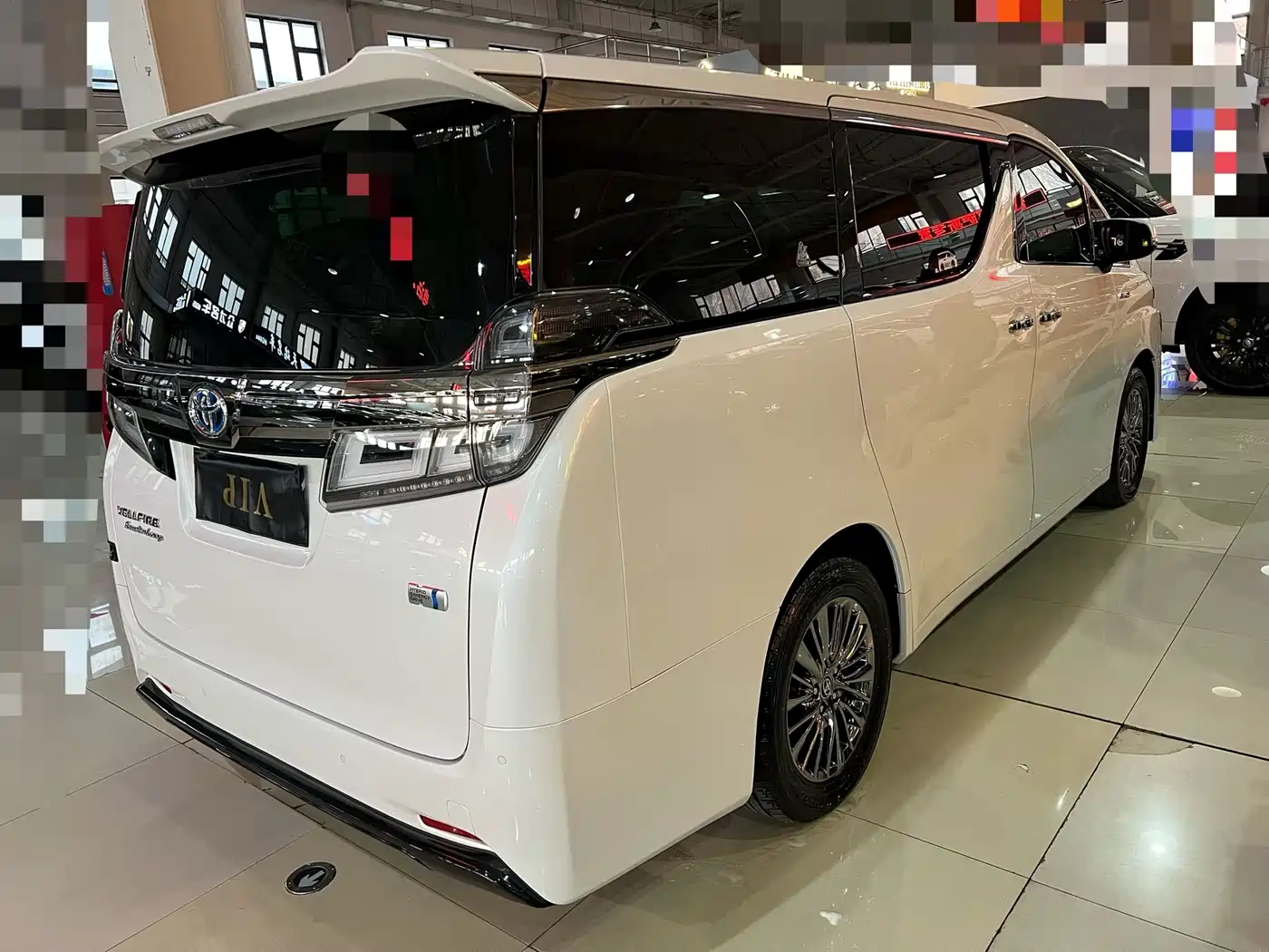 Toyota Vellfire 2020 Twin Engine 2.5L HV Premium Edition фото 9