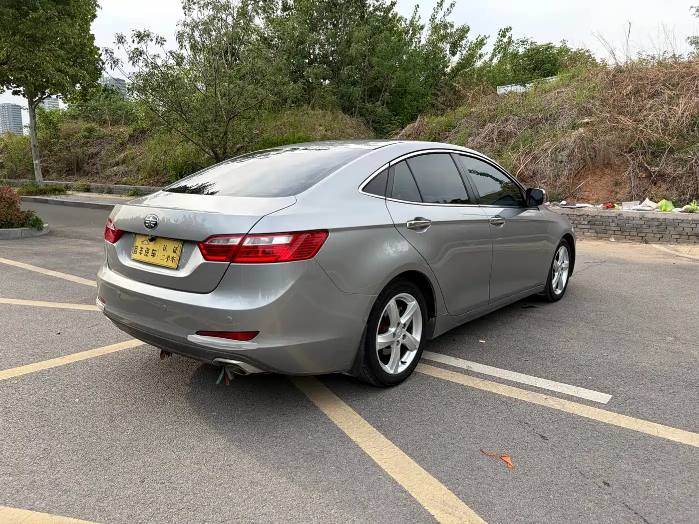 Фото 9 - Besturn B70