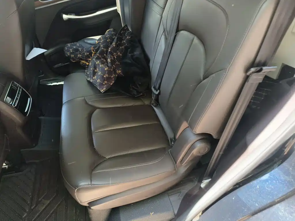 Roewe RX8 2019 2019 30T Intelligent Internet 2WD Flagship Edition