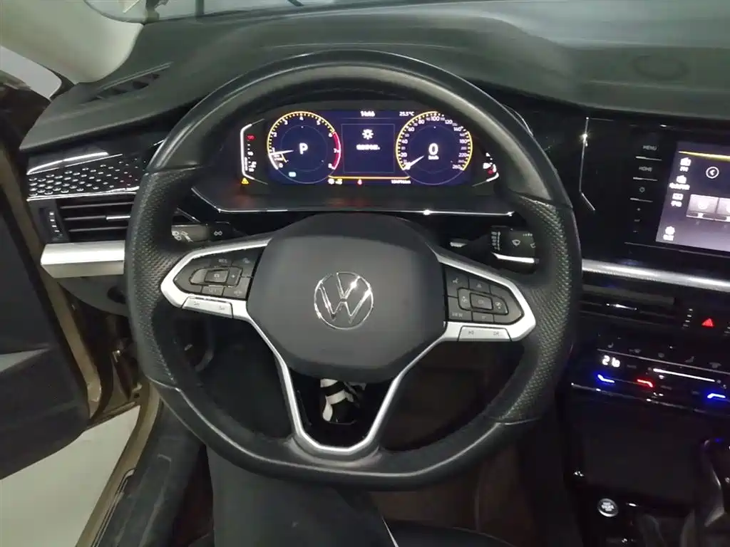 Volkswagen Passat 2022 330TSI Starlight Elite Edition фото 11
