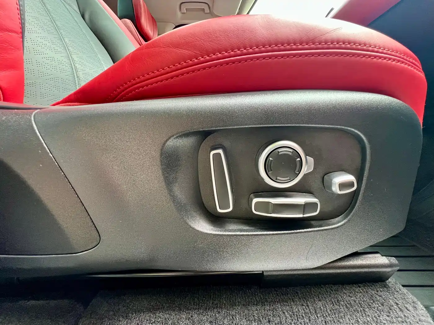 Land Rover Range Rover Sport 2020 3.0 L6 HSE DYNAMIC фото 34