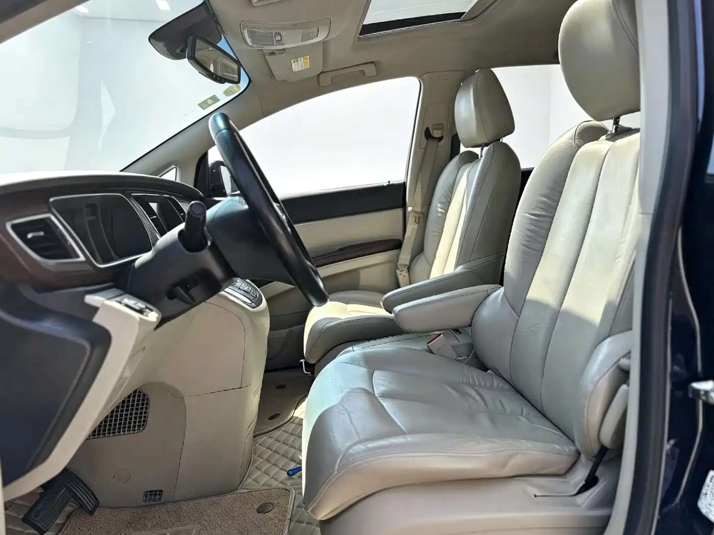 Buick GL8 2014 3.0L GT Luxury Business Elegance фото 8