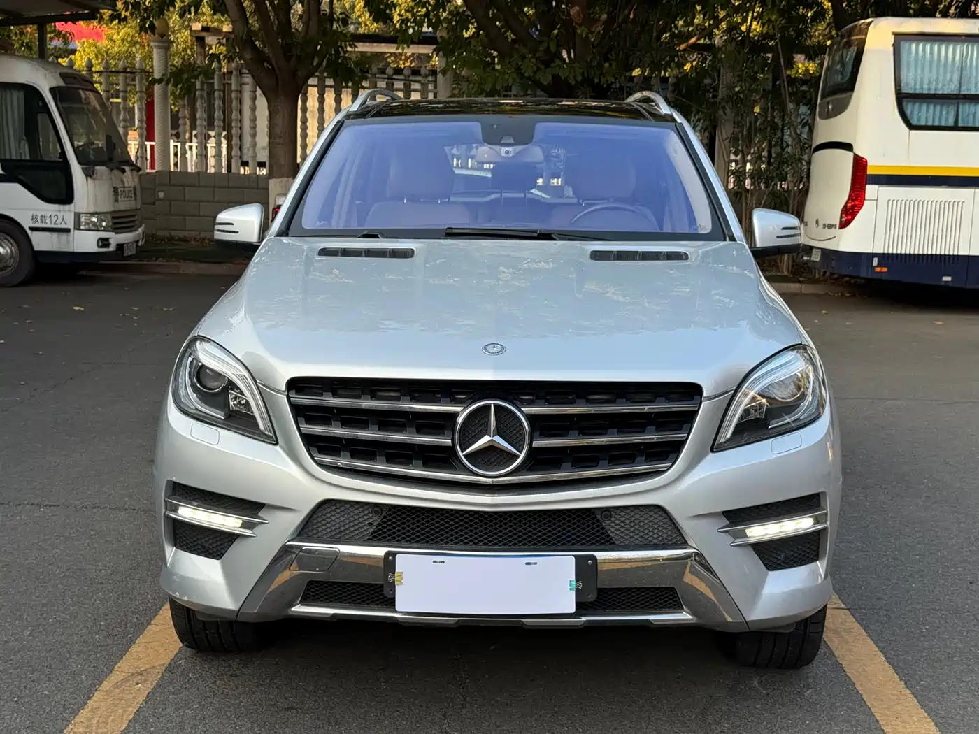 Mercedes-Benz M-Class 2012 Model ML 350 Luxury фото 2