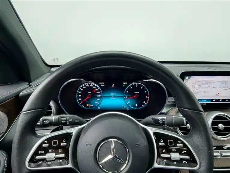 Mercedes-Benz GLC 2022 Facelift GLC 300 L 4MATIC Dynamic Collector's Edition фото 11