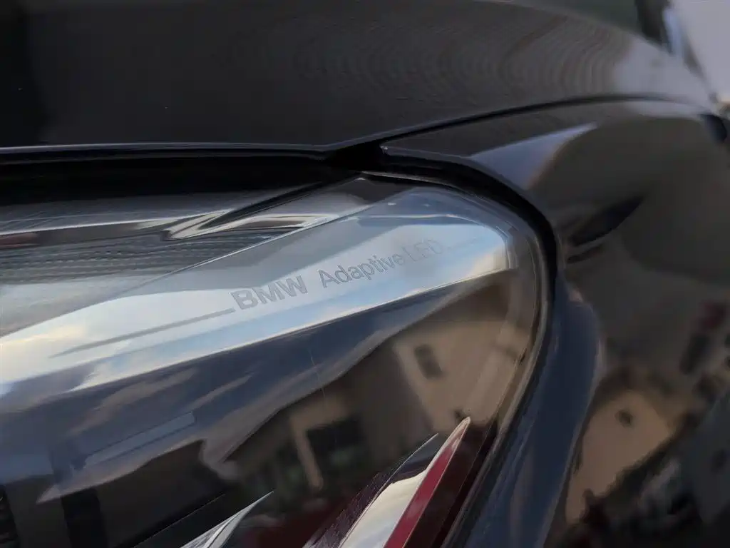 BMW 7 Series 2016 740Li Leading Edition фото 9