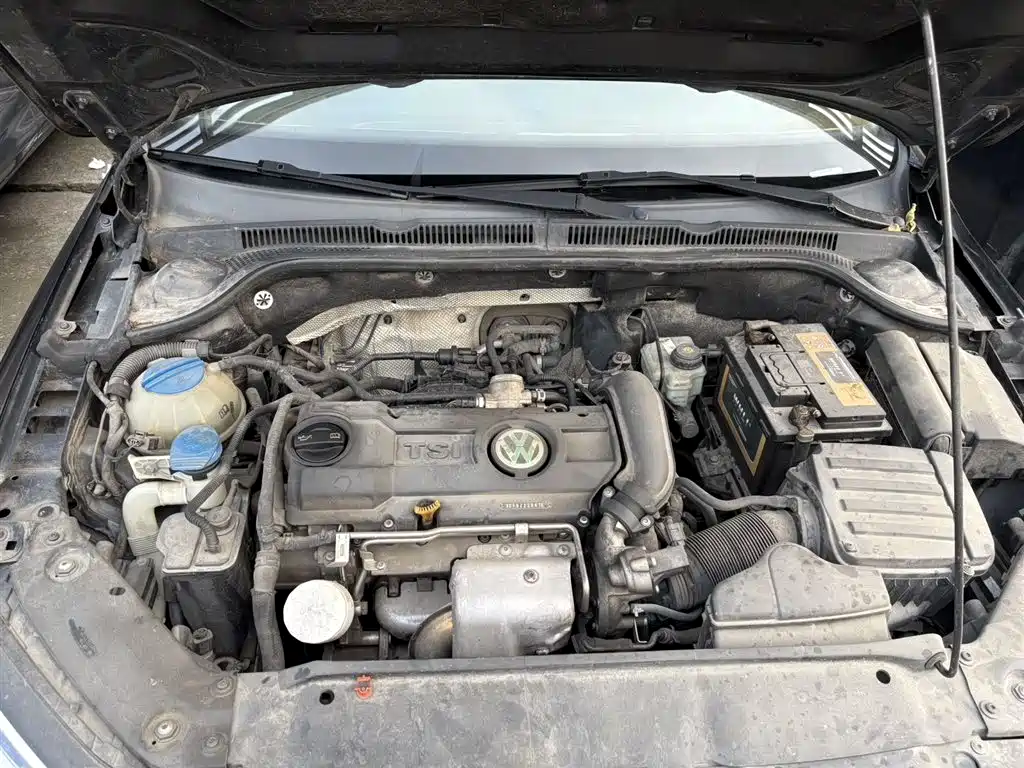Volkswagen Sagitar 2014 1.4TSI Manual Luxury фото 8