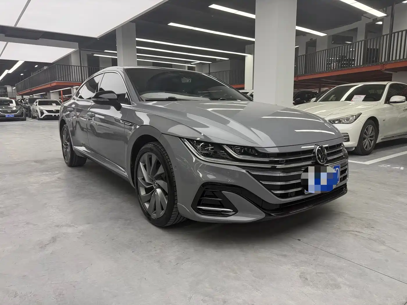 Volkswagen FAW-Volkswagen CC 2023 380TSI Eye-catching Edition фото 3