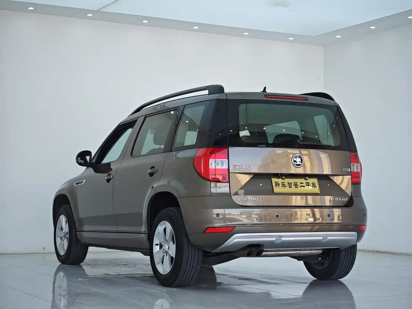 Škoda Yeti 2017 TSI280 DSG Advance фото 6