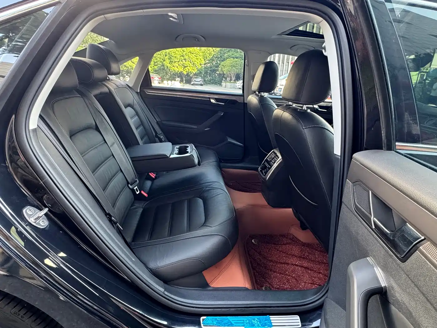 Volkswagen Passat 2017 330TSI DSG Prestige фото 20
