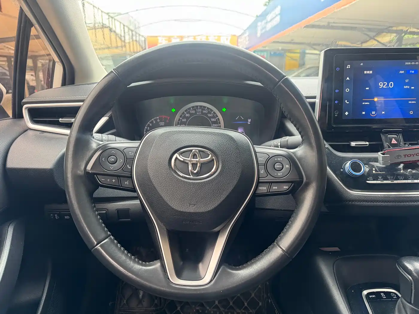 Toyota Corolla 2021 1.2T S-CVT Luxury Edition фото 9