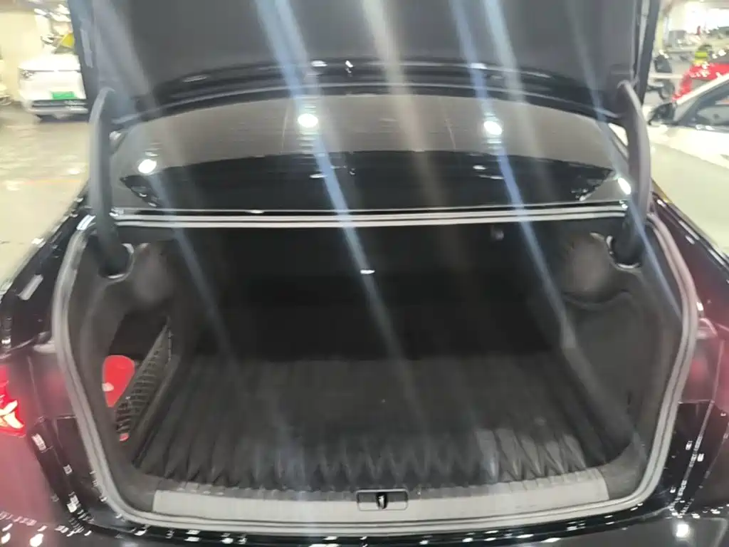 صورة 19 - Audi A6L