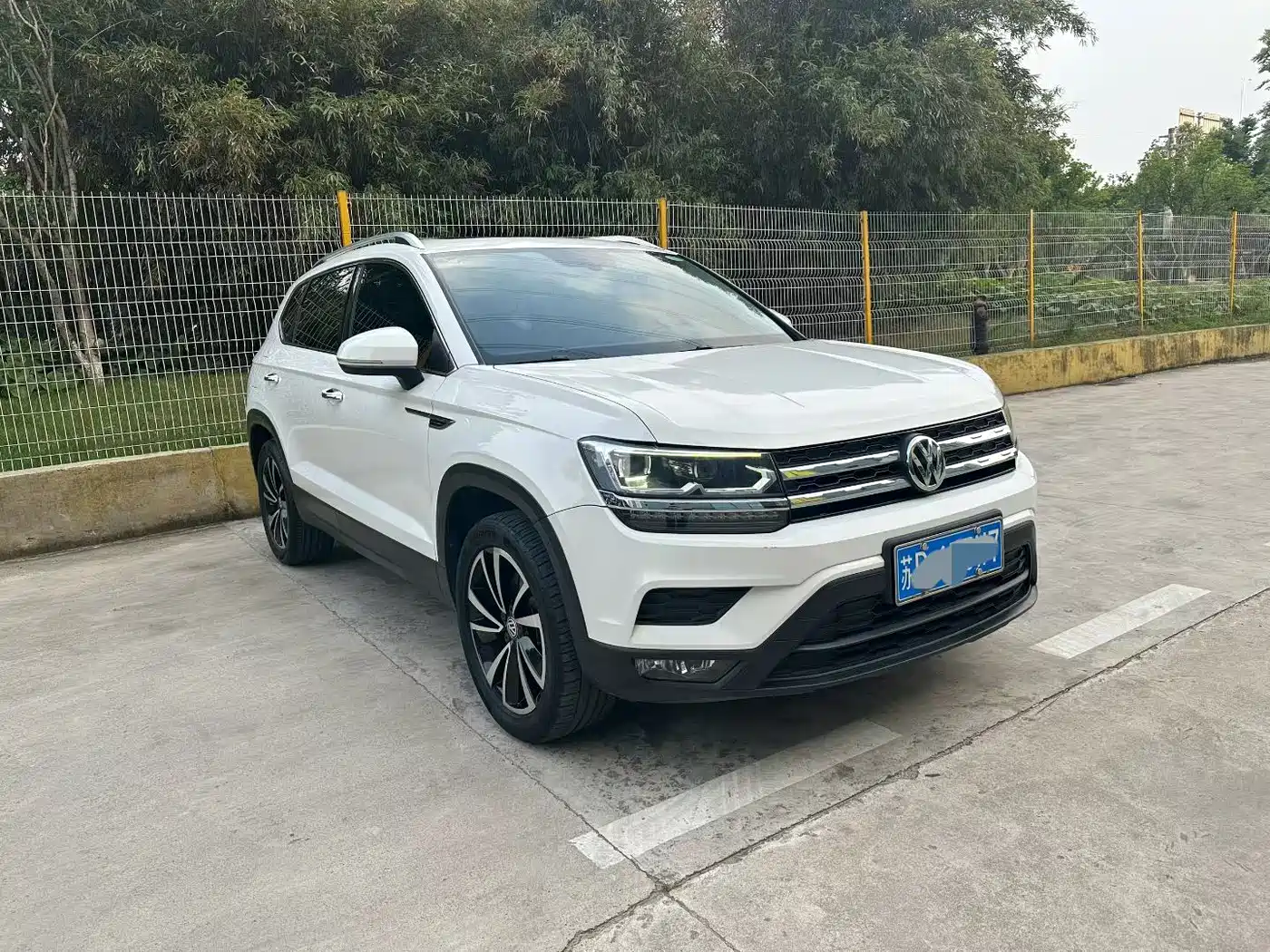 Volkswagen Tharu 2020 Model 280TSI 2WD Luxury Plus China VI фото 3
