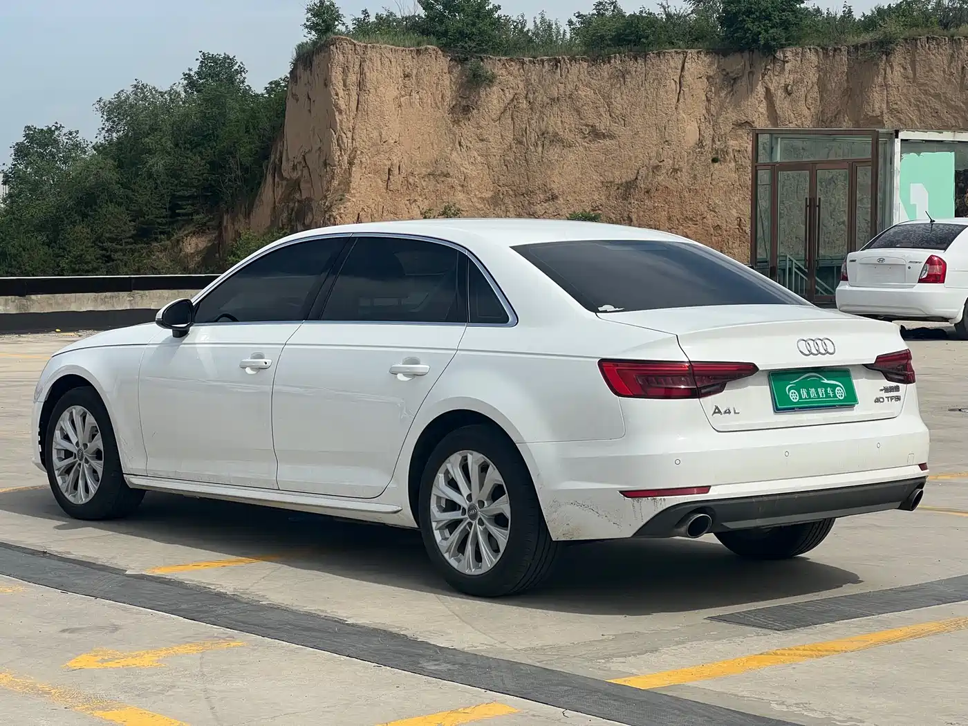 Audi A4L 2017 Plus 40 TFSI Progressive фото 8