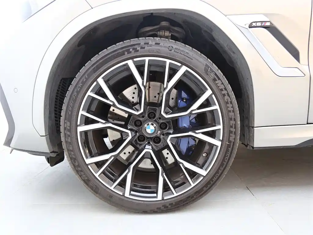 BMW X6 M 2020 X6 M фото 18