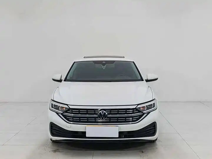 Volkswagen Sagitar 2023 300TSI DSG Surpassing Edition фото 2