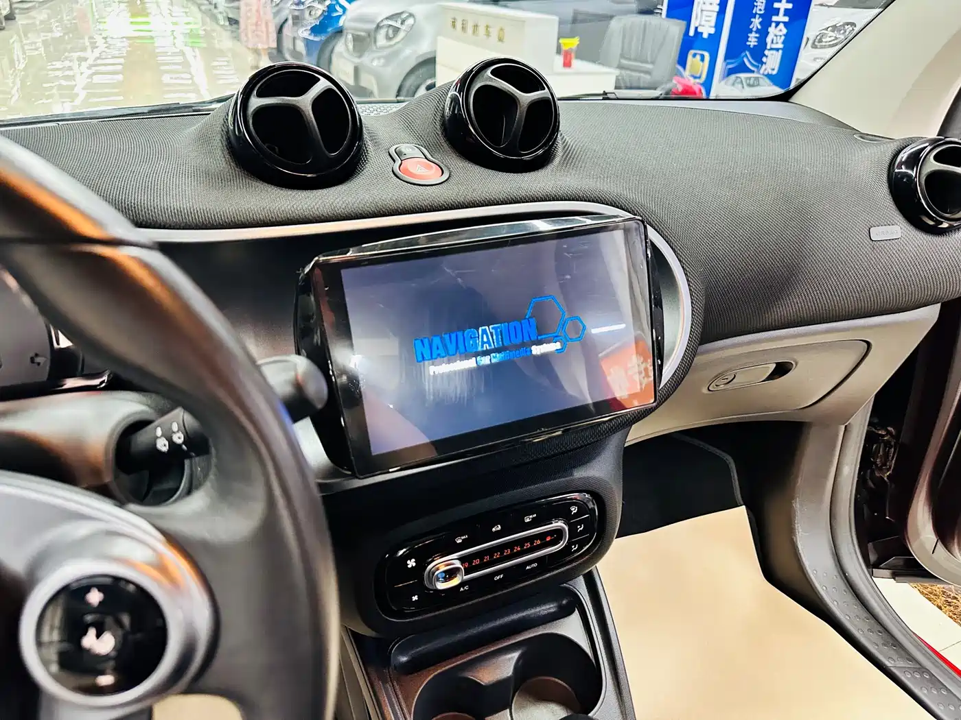 smart fortwo 2019 2019 0.9T 66kW Hardtop Wind Edition China VI