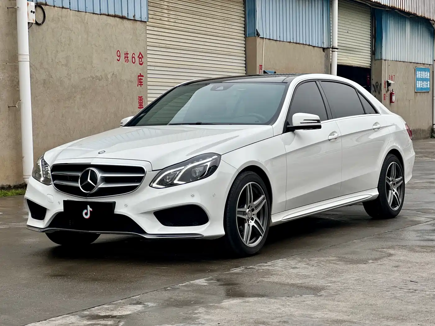 Mercedes-Benz E-Class 2015 E 320 L Sport 4MATIC