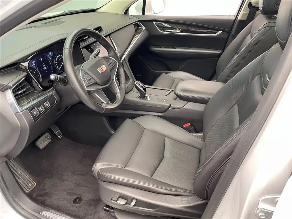 Cadillac XT5 2018 25T Luxury фото 6
