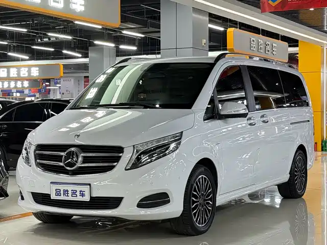 MERCEDES-BENZ V CLASS
