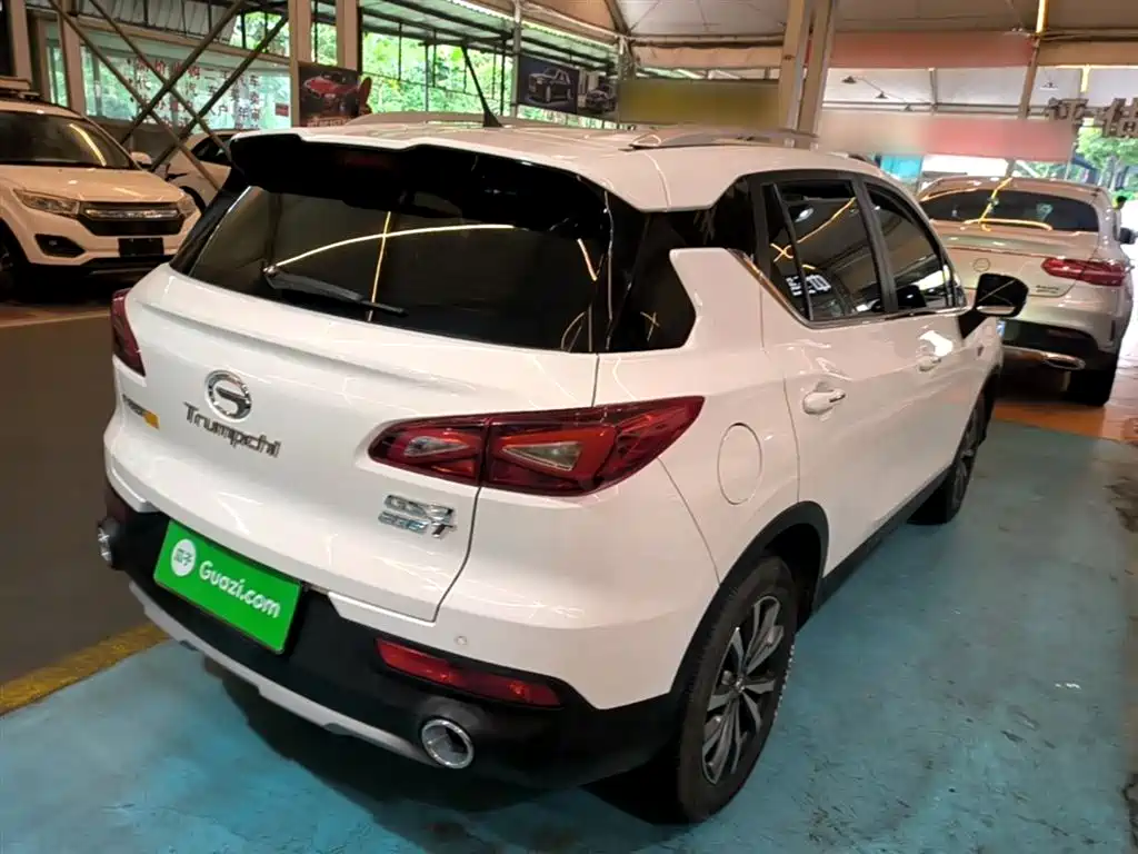 GAC Trumpchi Trumpchi GS3 2019 235T Automatic Elite Edition фото 7