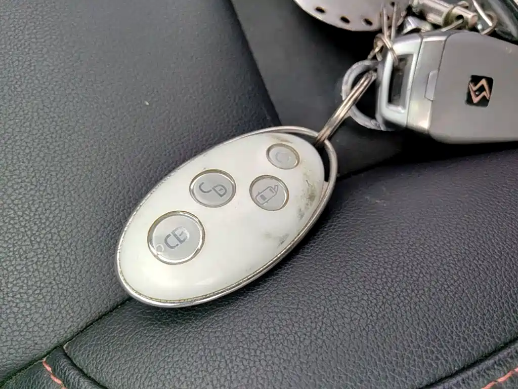 BYD Yuan 2017 2016 1.5L Automatic Luxury