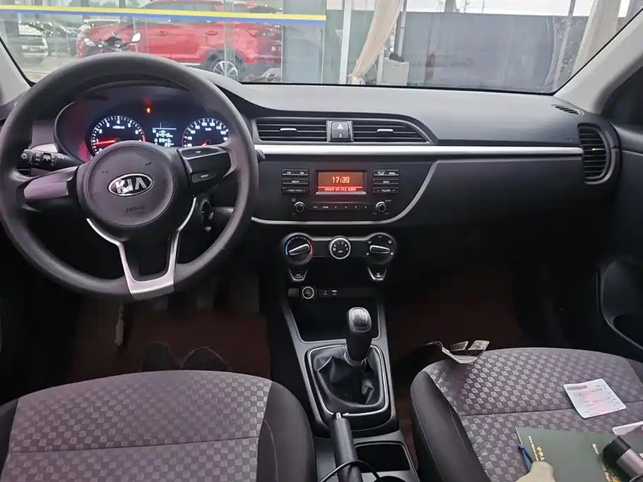 Kia K2 2017 2017 Sedan 1.4L MT GLS