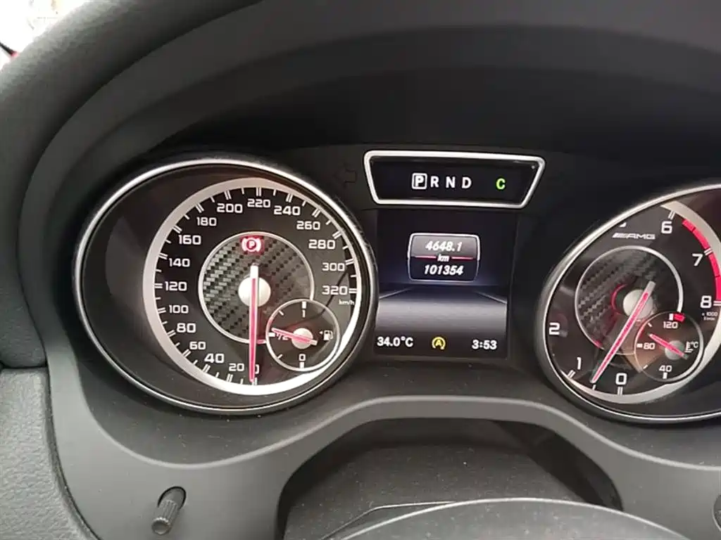 Mercedes-Benz GLA AMG 2015 AMG GLA 45 4MATIC фото 12
