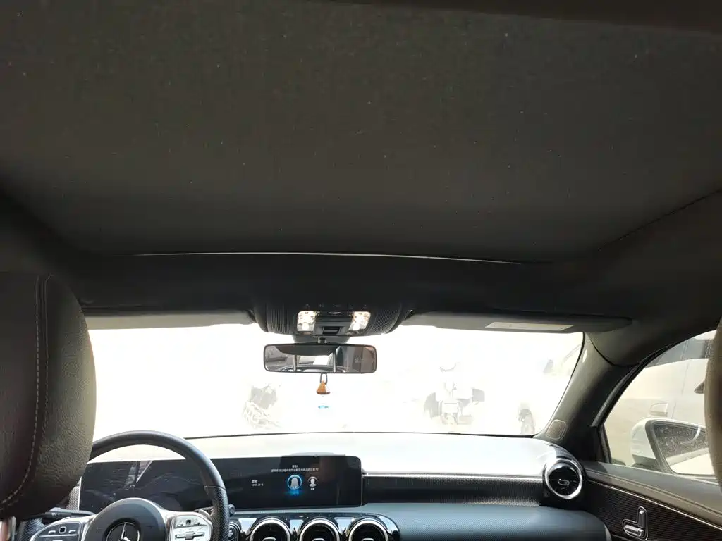 Mercedes-Benz A-Class 2019 A 200 L Sport Sedan фото 9