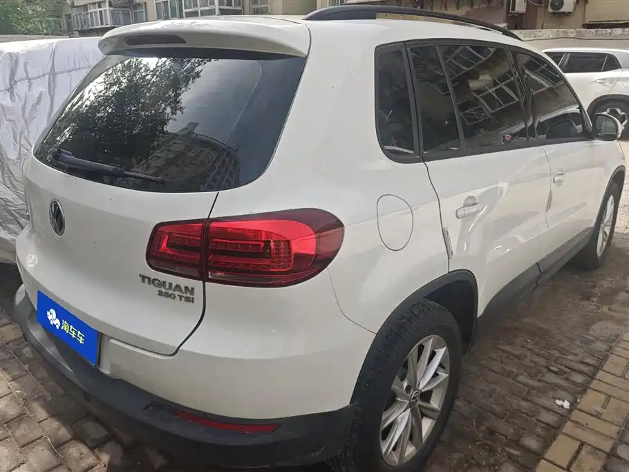 Volkswagen Tiguan 2016 280TSI Automatic 2WD Silk Road Fashion Edition фото 3