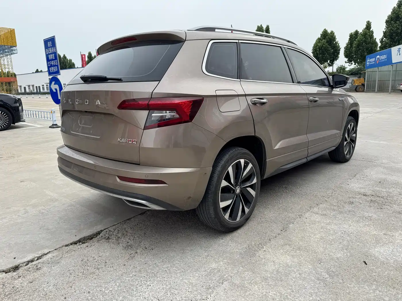 Škoda Karoq 2022 TSI280 Luxury Edition фото 3