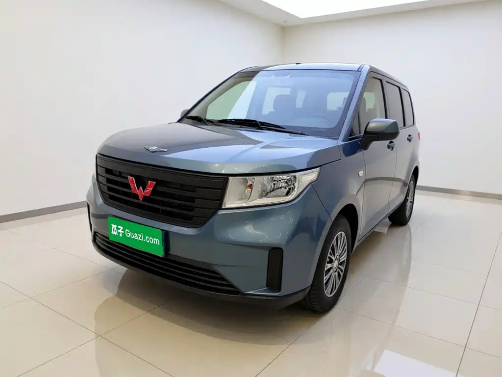 Wuling Motors Wuling Hongguang PLUS 2023 2020 1.5L Manual Standard 5-seater