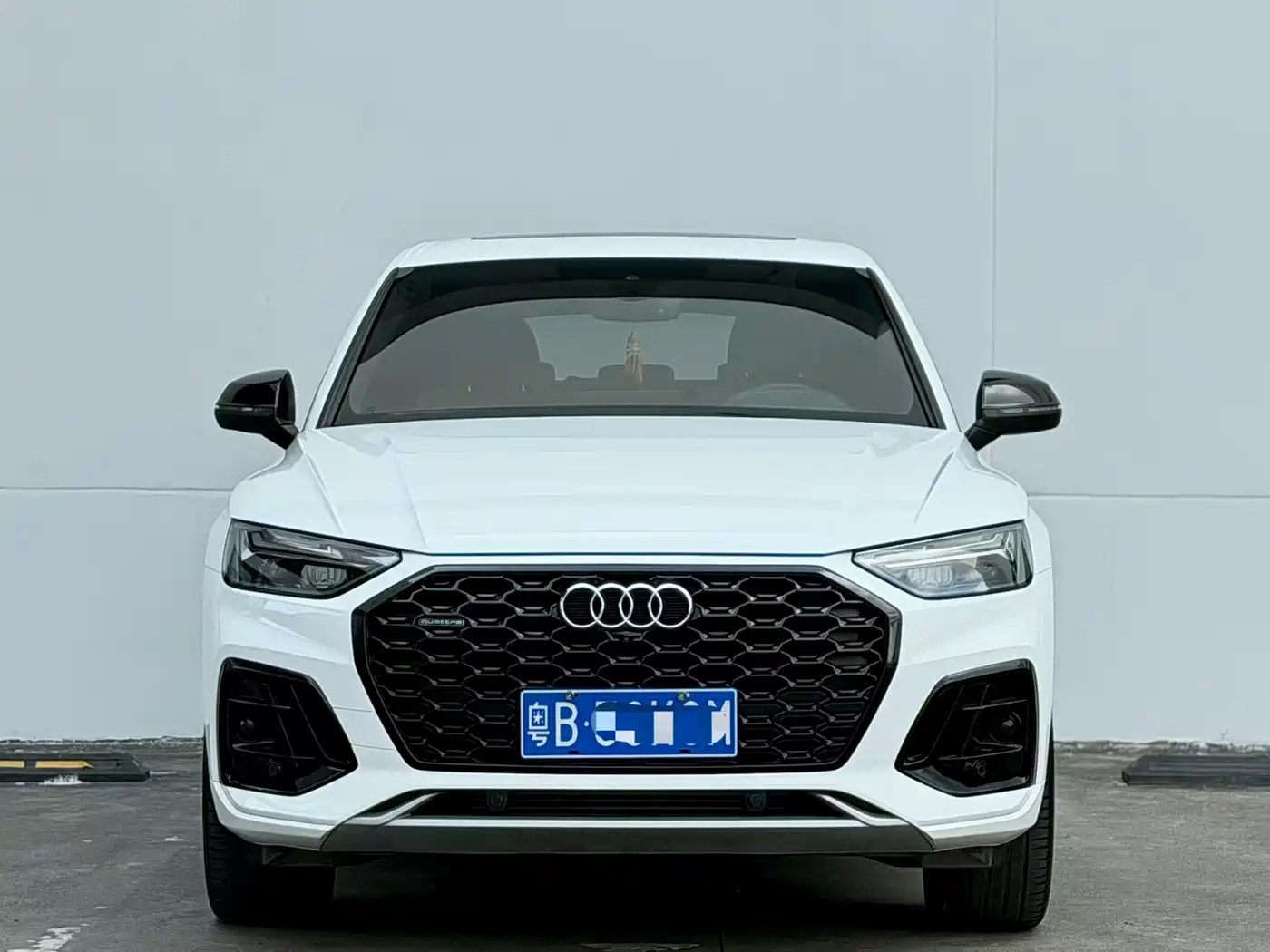 AUDI Q5L SPORTBACK