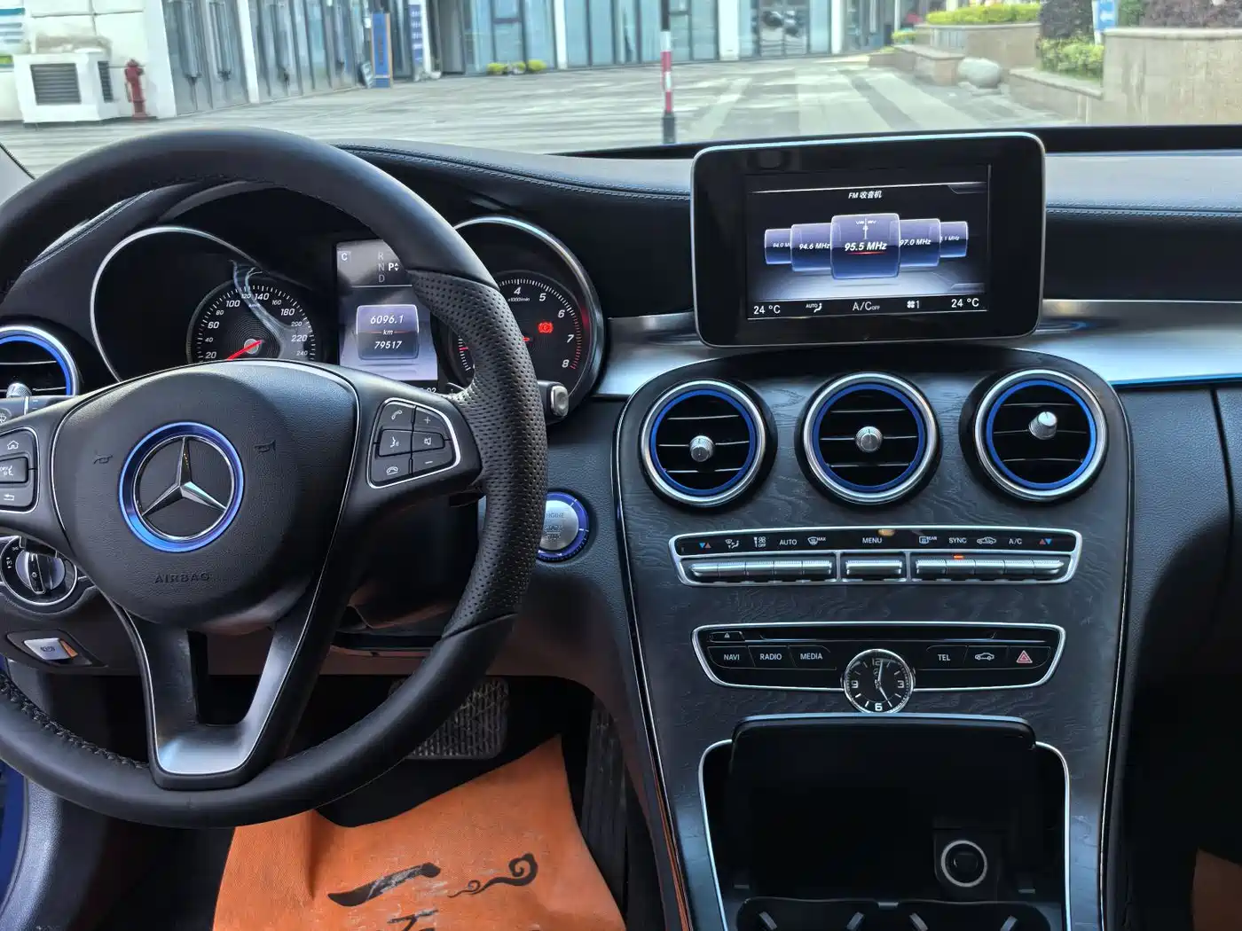 Mercedes-Benz C-Class 2015 Facelift C 180 L Sport фото 14