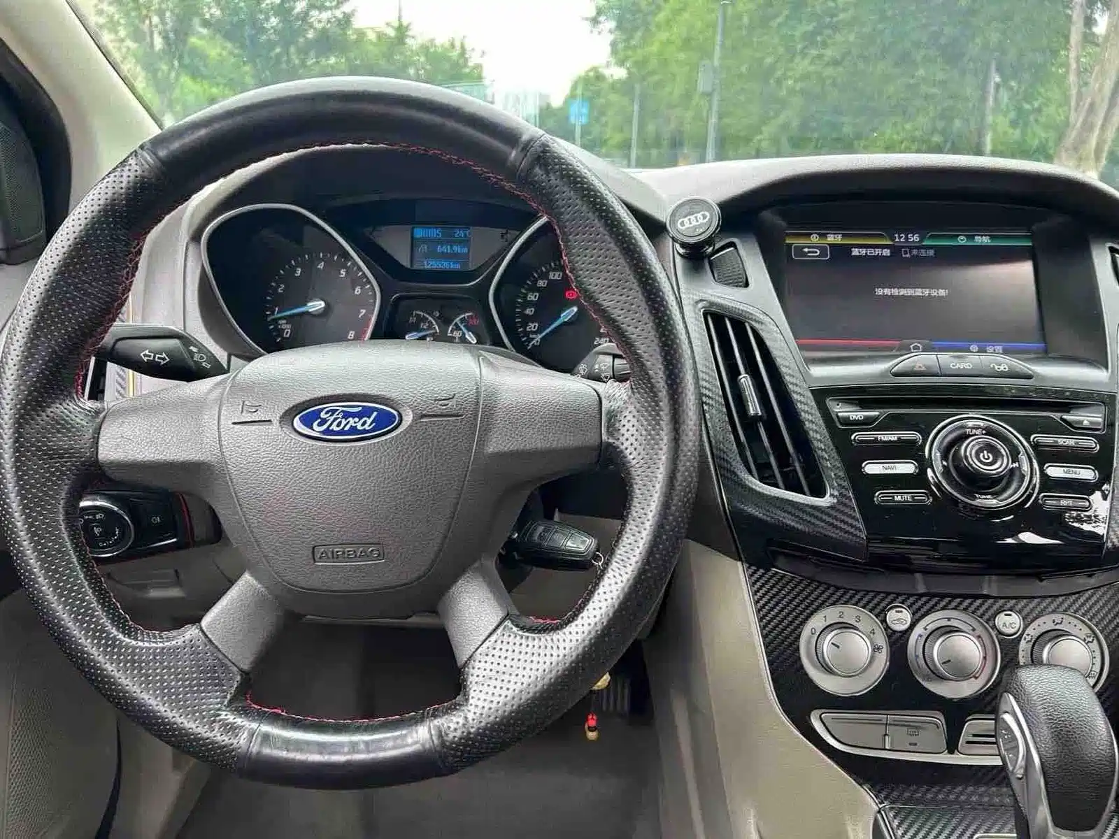 Фото 6 - Ford Focus
