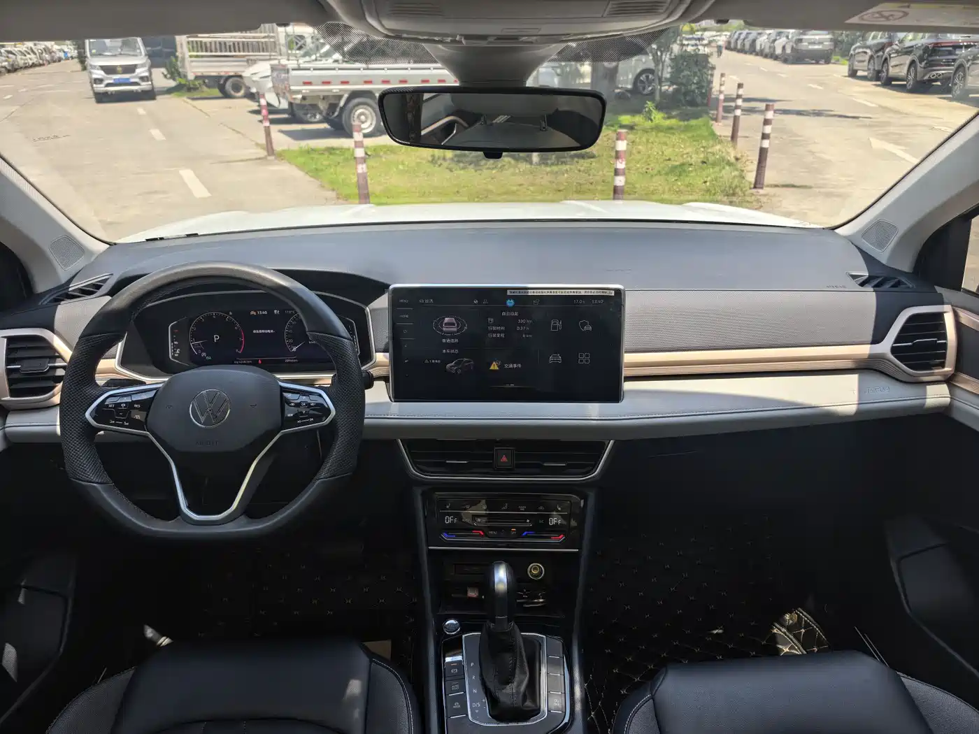 Volkswagen Tharu 2023 300TSI 2WD Full Moon Edition фото 11