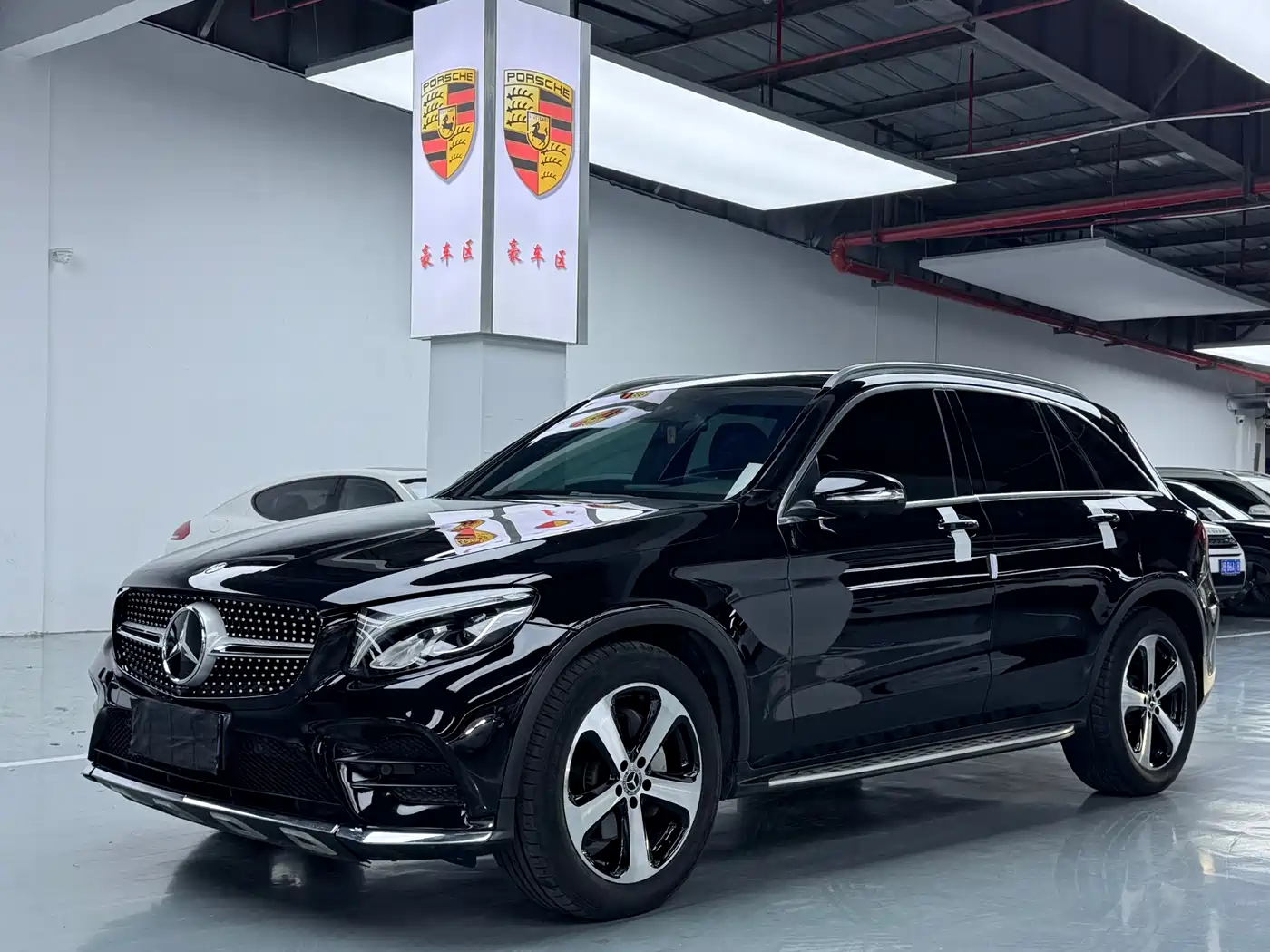 Mercedes-Benz GLC 2018 GLC 260 4MATIC Luxury