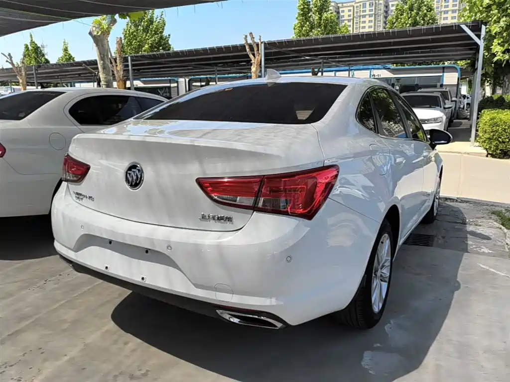 Buick Verano 2018 Sedan 20T Dual Clutch Leading фото 7