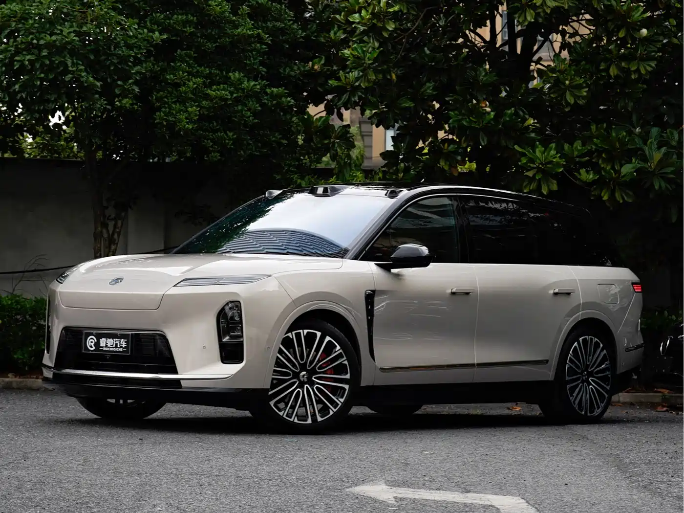 NIO ES8 2025 Base Model