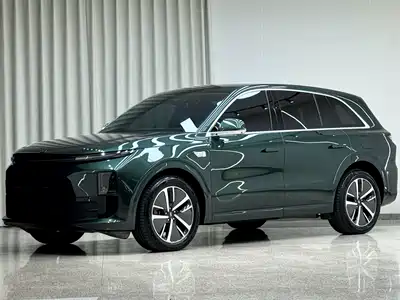 Li Auto L6