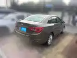 Фото 2 - Buick Excelle