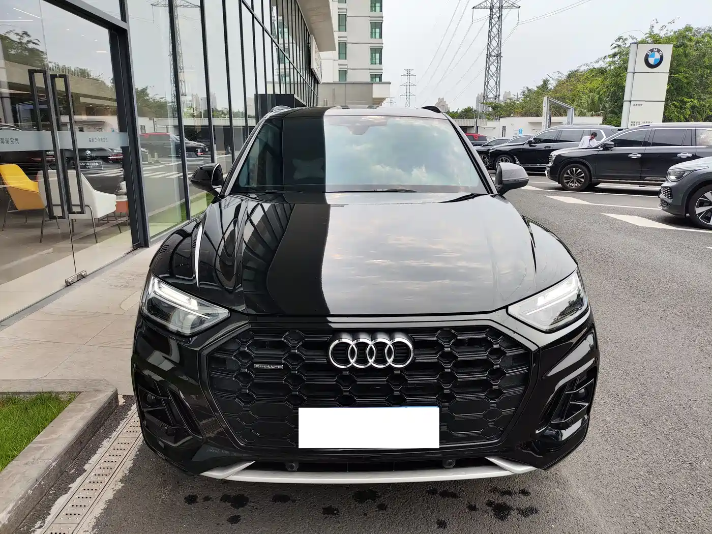Audi Q5L 2024 Model 40 TFSI Luxury Dynamic фото 2