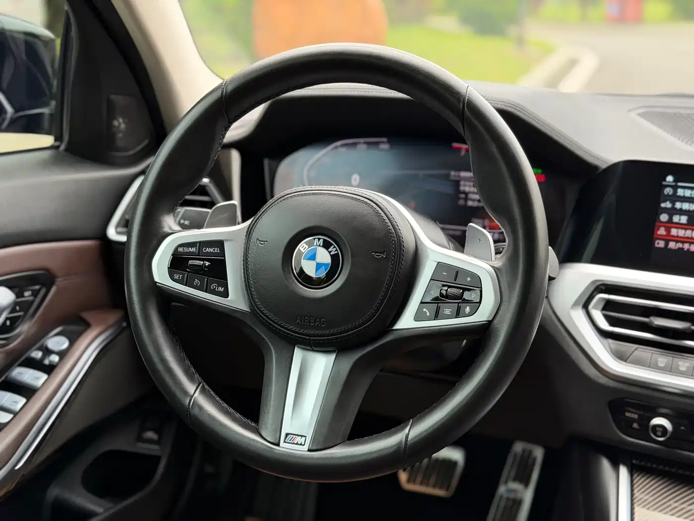 BMW 3 Series 2022 Facelift 325Li M Sport Shadow Edition фото 19
